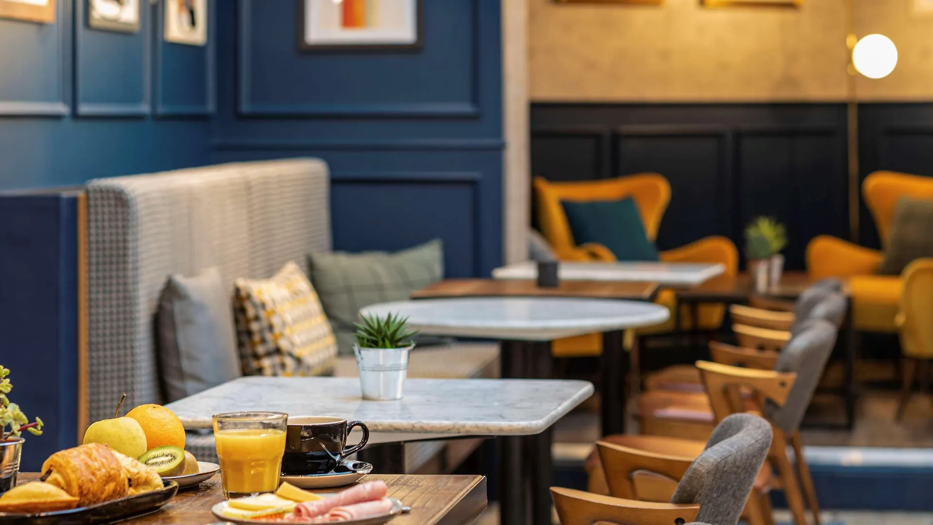 Ibis Paris Grands Boulevards Opera 9E 3*,