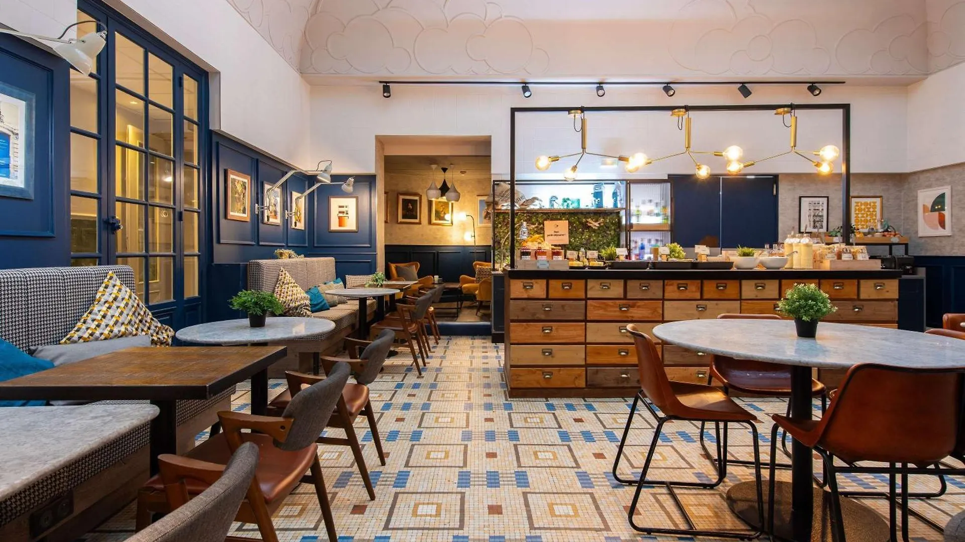 Ibis Paris Grands Boulevards Opera 9E